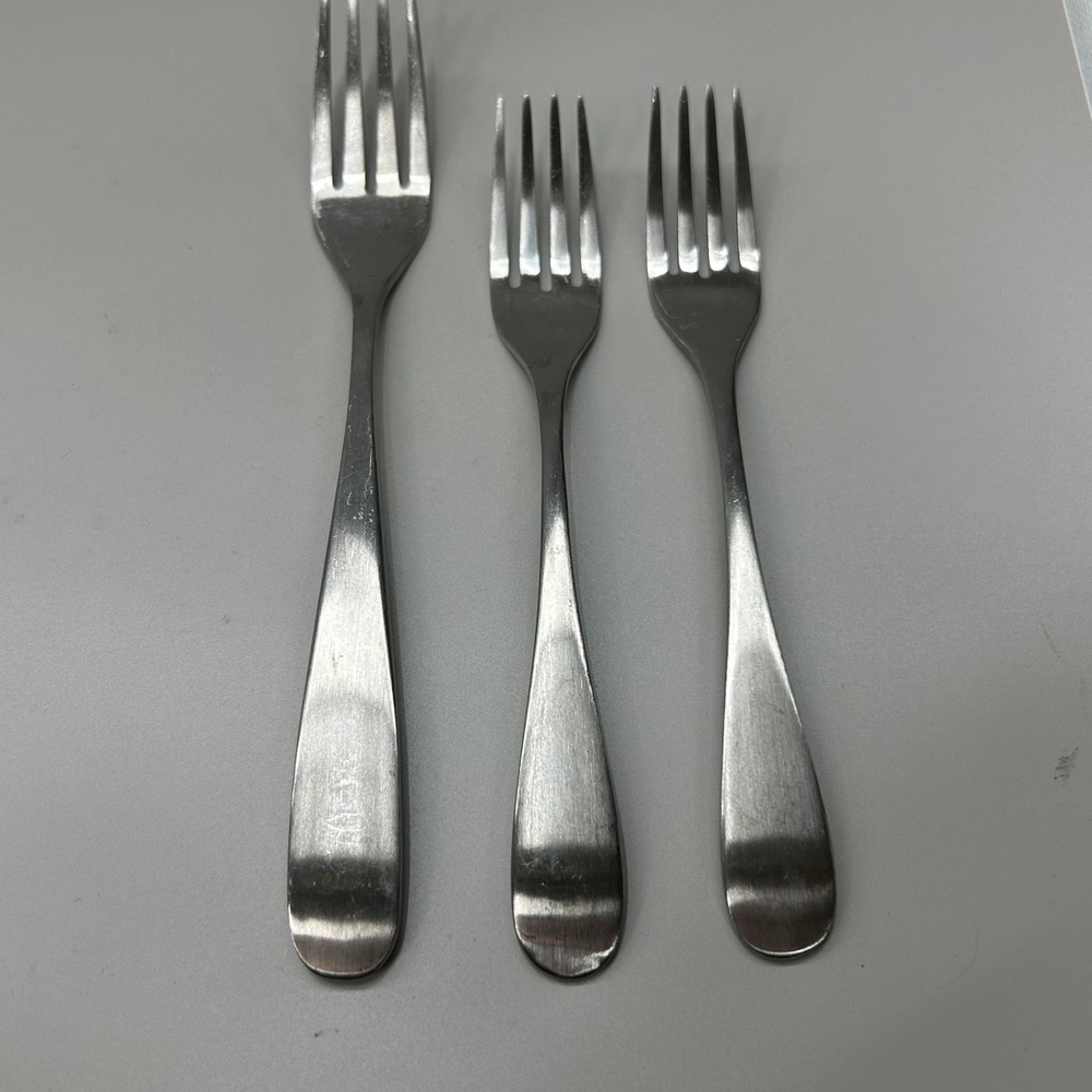 IKEA Behagfull Dinner Salad Forks Set of 3 Stainless Steel Replacement Flatware